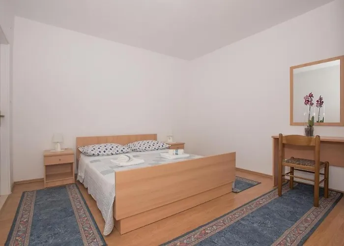 Apartment With Parking Space - 23020 *