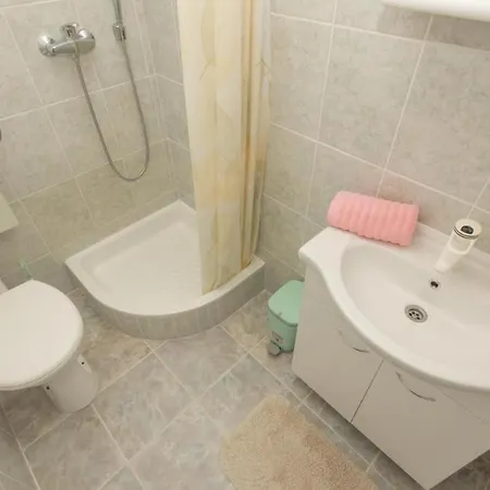 Appartement With Parking Space - 23020 *